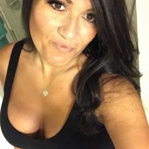 Meet your Posher, Mercedes